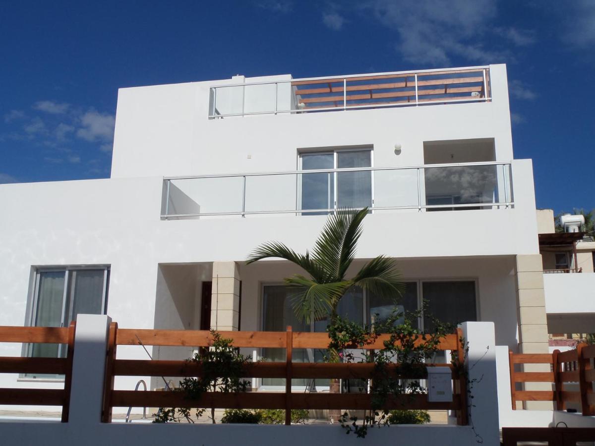 Modern Villa, 4 Bedrooms, Private Pool, Close To Coral Bay Strip Peyia Bagian luar foto