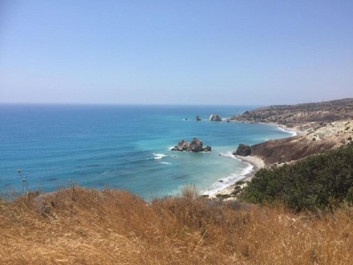 Modern Villa, 4 Bedrooms, Private Pool, Close To Coral Bay Strip Peyia Bagian luar foto