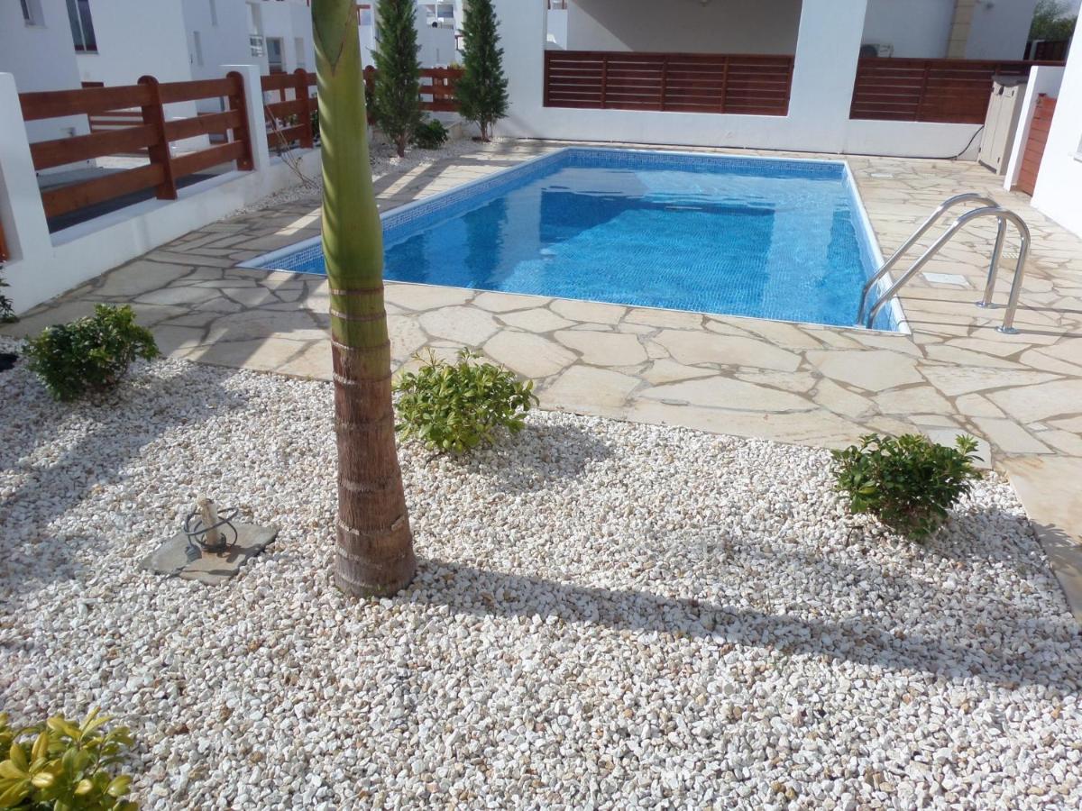 Modern Villa, 4 Bedrooms, Private Pool, Close To Coral Bay Strip Peyia Bagian luar foto