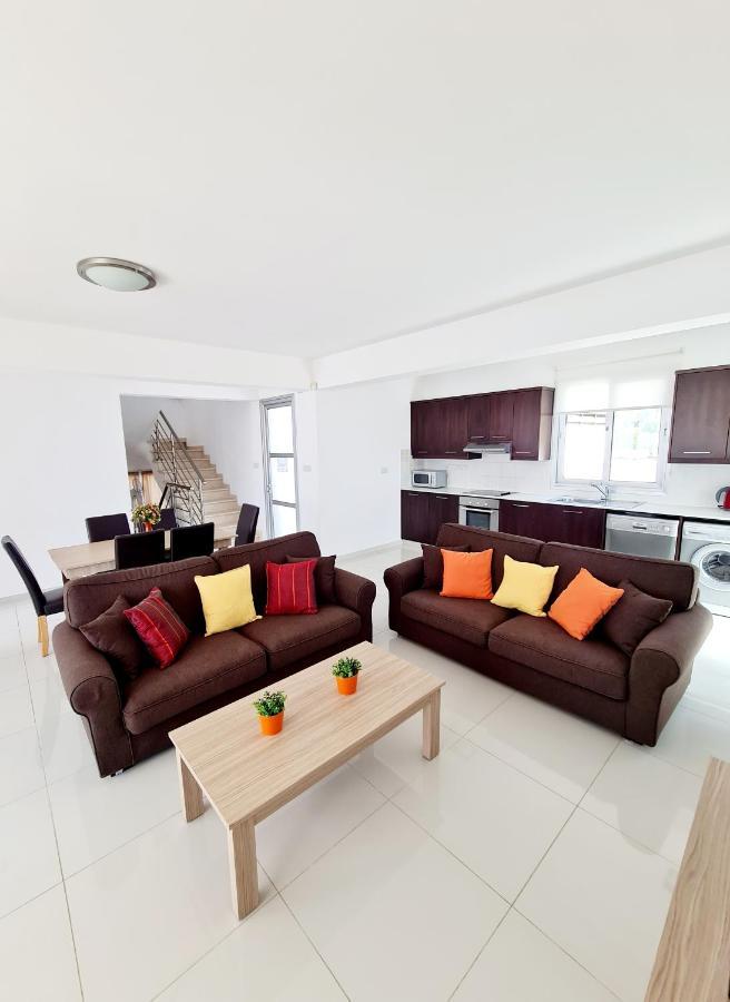 Modern Villa, 4 Bedrooms, Private Pool, Close To Coral Bay Strip Peyia Bagian luar foto