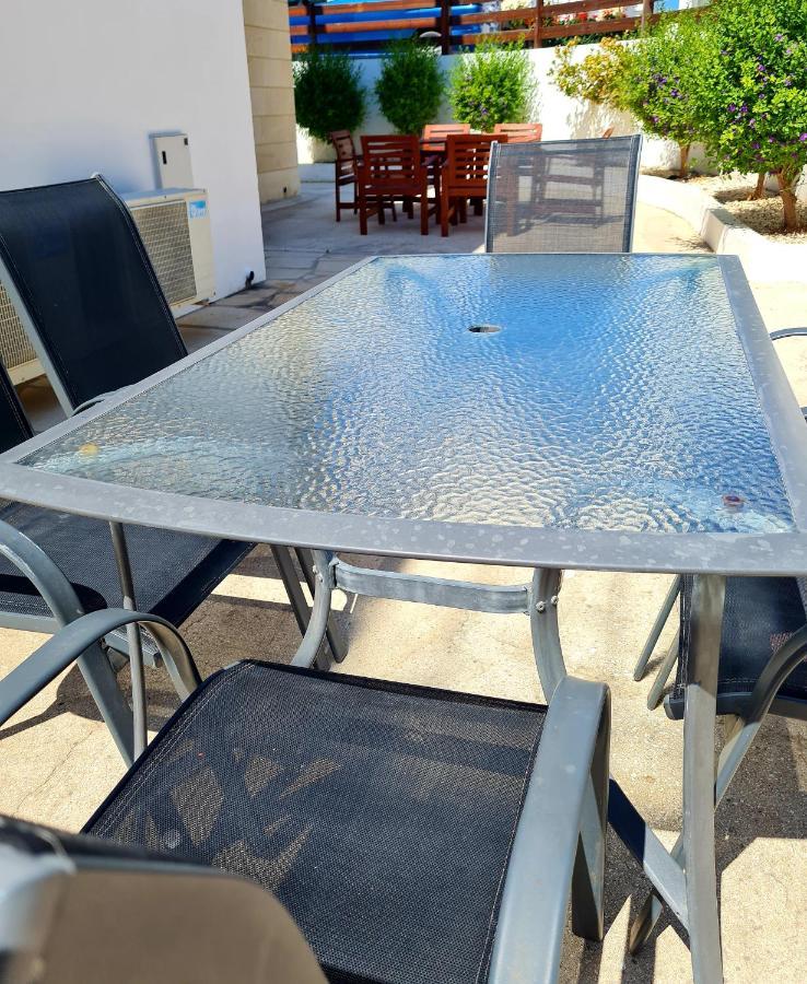Modern Villa, 4 Bedrooms, Private Pool, Close To Coral Bay Strip Peyia Bagian luar foto