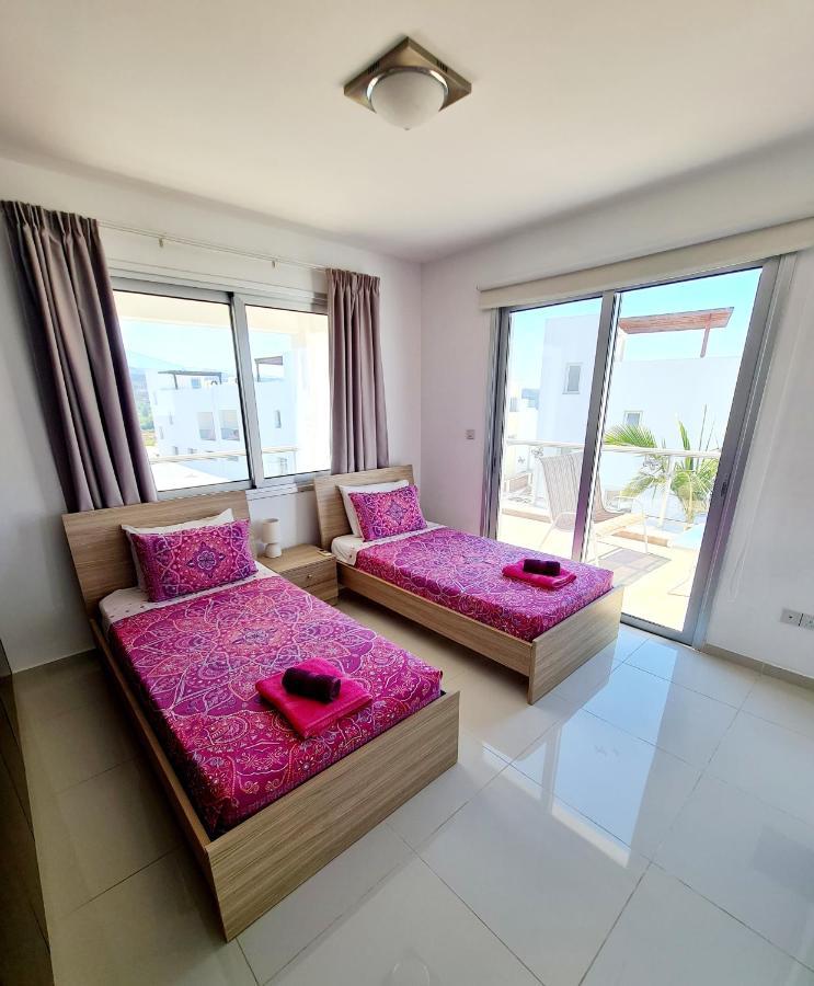 Modern Villa, 4 Bedrooms, Private Pool, Close To Coral Bay Strip Peyia Bagian luar foto